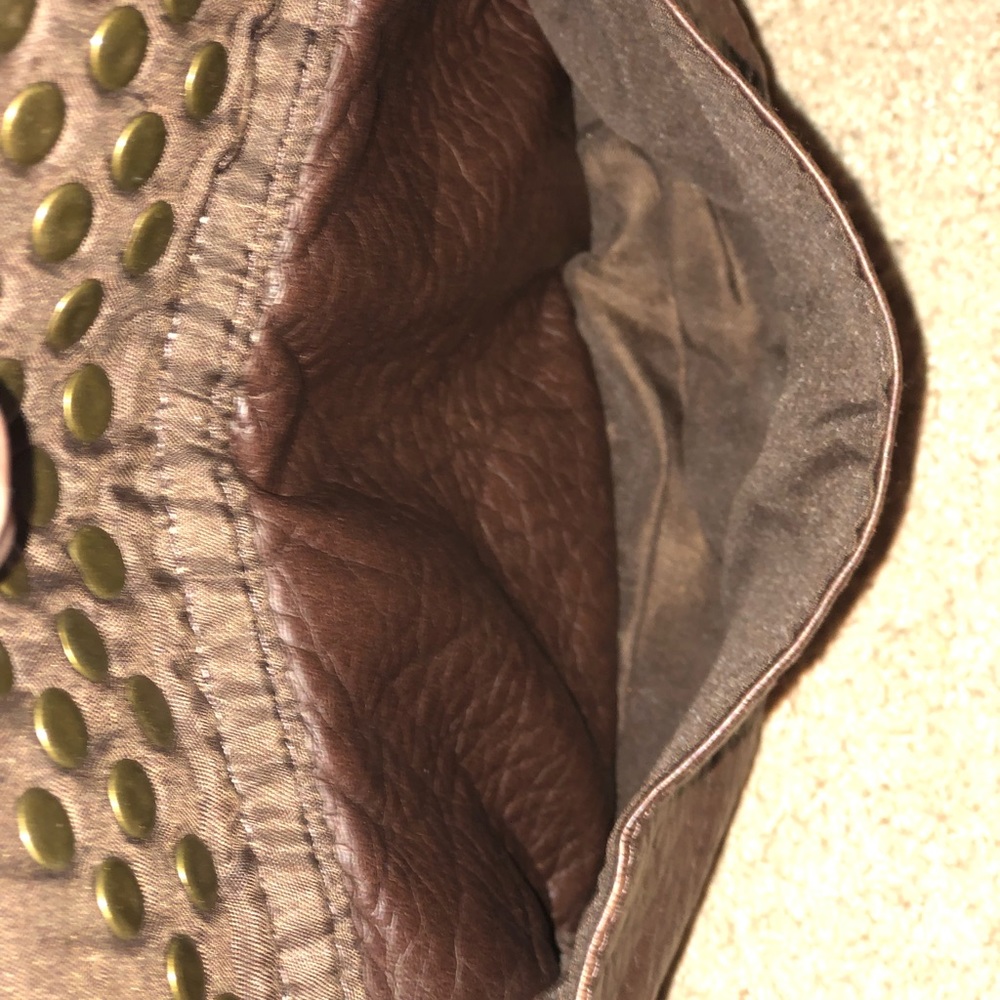Purse - Picture 3 of 9